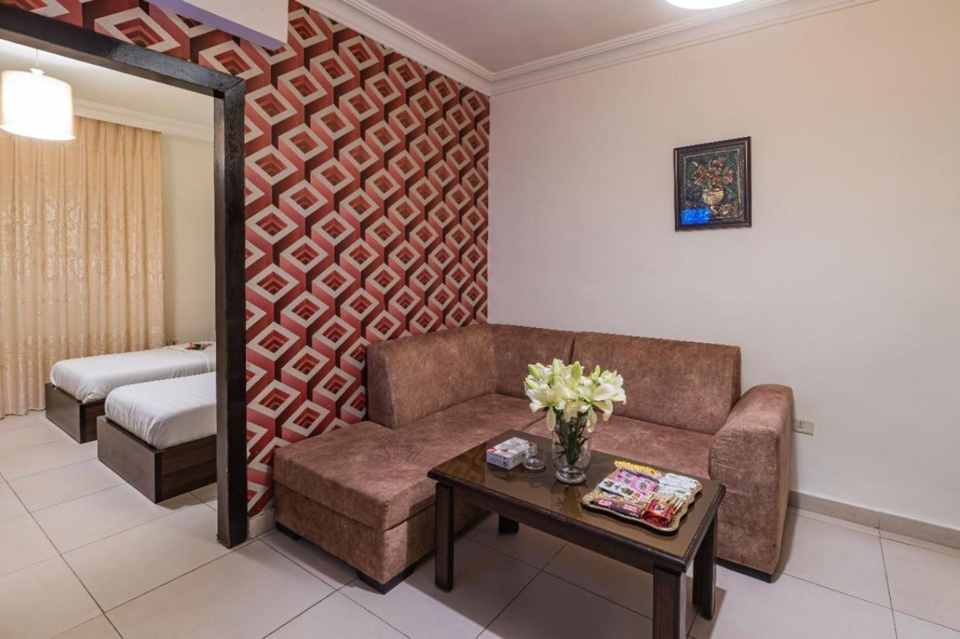 Lancaster Hotel Apartments-Gardens Amman Exterior photo